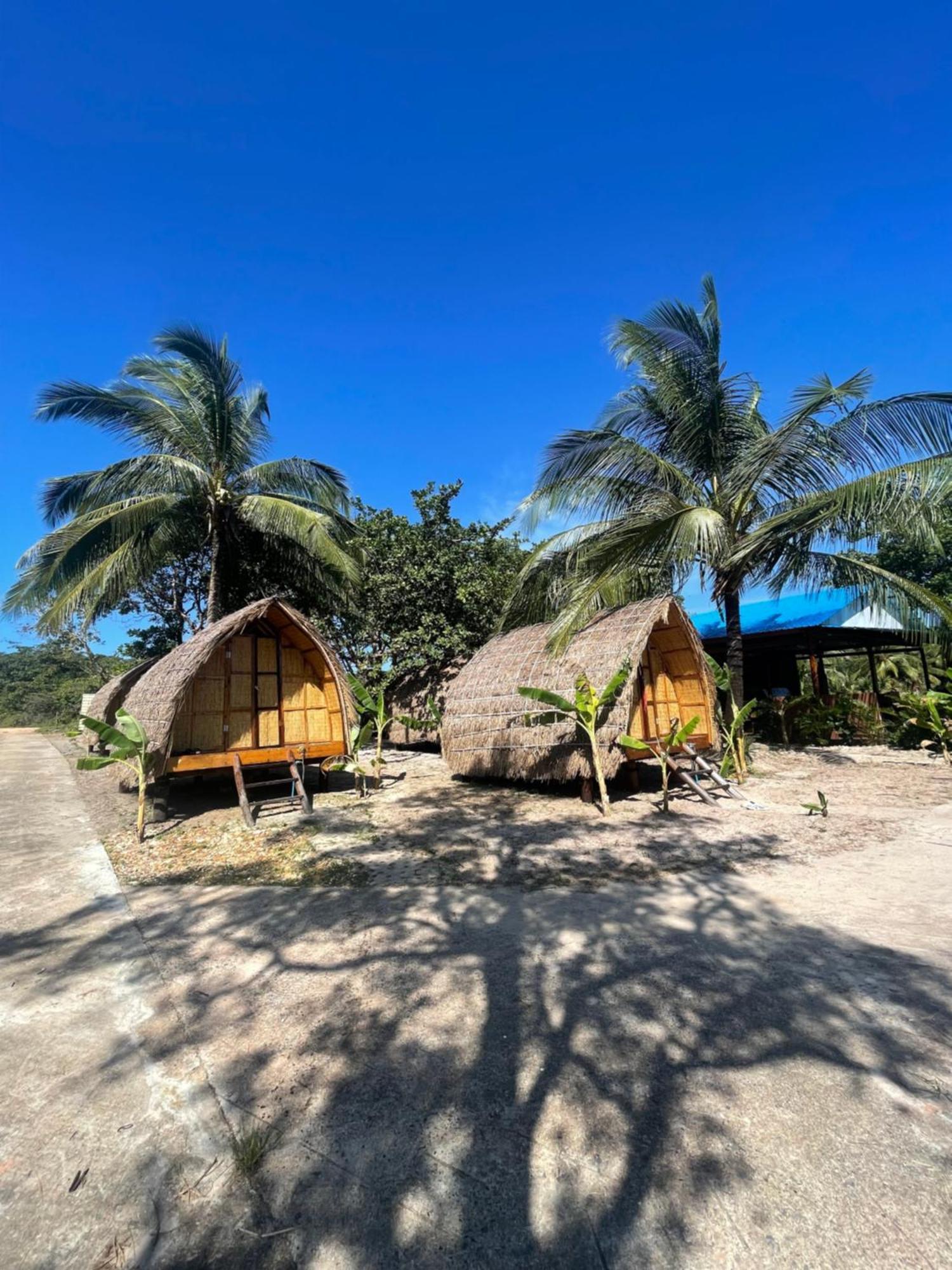 بيت شباب Rafikis Retreat Derm Tkov Village المظهر الخارجي الصورة